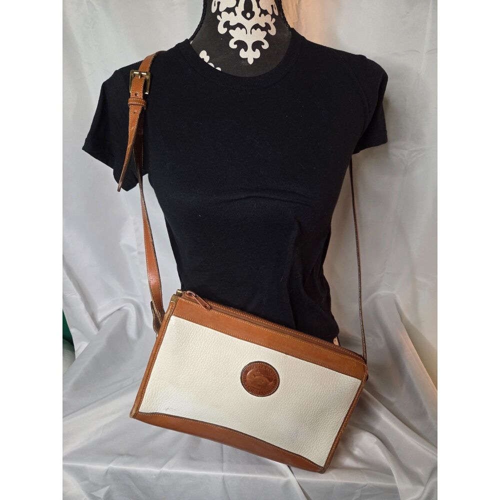 P123. Vintage Dooney & Bourke All Weather Leather Cross Body Bag Purse